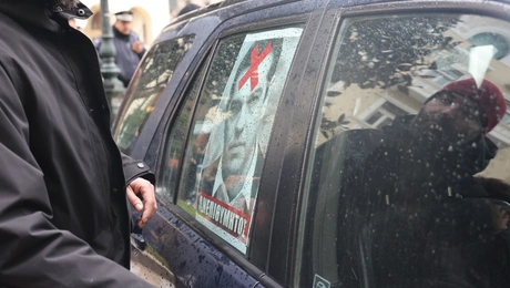 Τρικάκια κατά του Αλέξη Τσίπρα