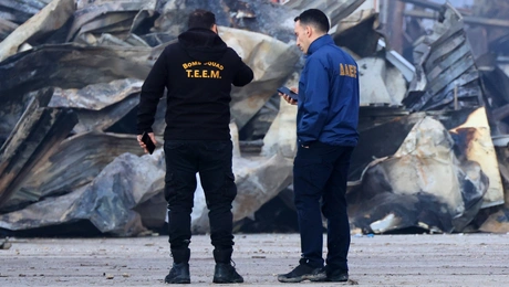 Έρευνες στη μπισκτοβιομηχανία Βιολάντα μετά τη φωτιά