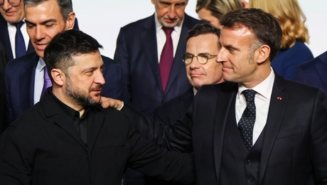 Ζελένσκι και Μακρόν στο Παρίσι