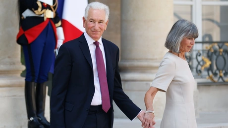 Τσαρλς-Κούσνερ