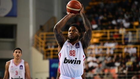 Ταϊρίκ Τζόουνς