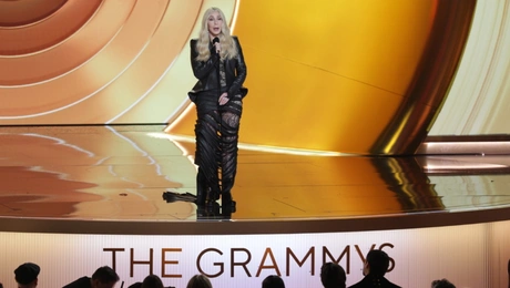 cher-brabeia-grammy