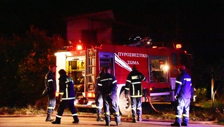 Επιχείρηση της Πυροσβεστικής σε φωτιά