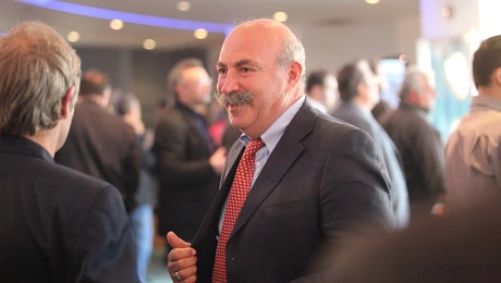 Χρήστος Μαυρίκης