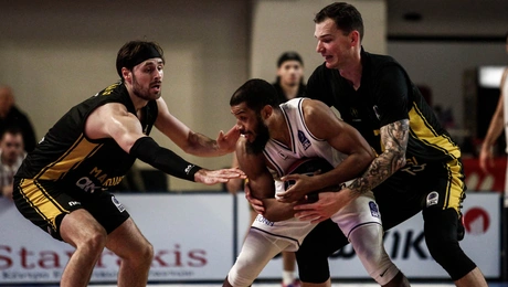 καρδίτσα μαρούσι μπασκετ