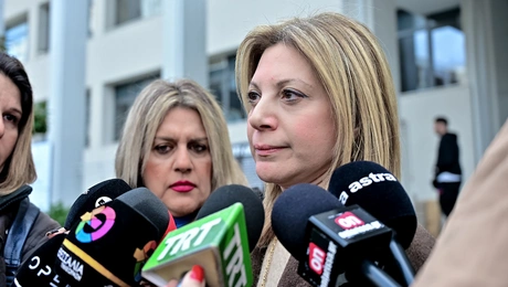 Μαρία Καρυστιανού