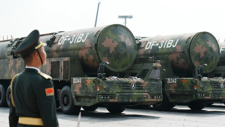 Οπλικά συστήματα της Κίνας