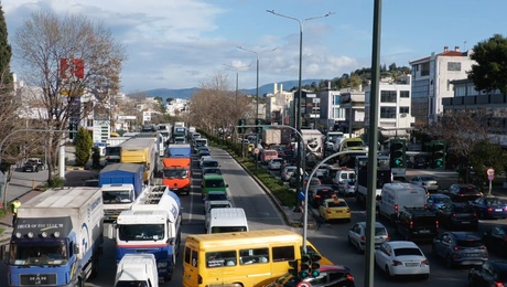 κίνηση στους δρόμους