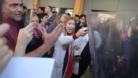 Η κινητοποίηση των υγειονομικών στο νοσκομείο Νίκαιας