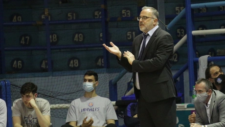 Θανάσης Σκουρτόπουλος