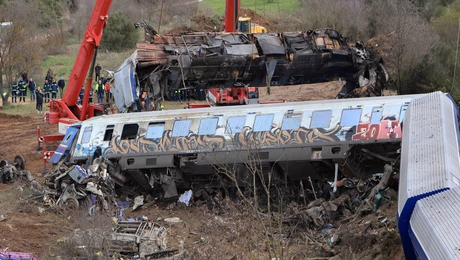 Τέμπη τρένο