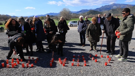 Τρισάγιο για την τραγωδία των Τεμπών