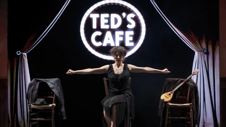 Έβελυν Ασουάντ | Astoria