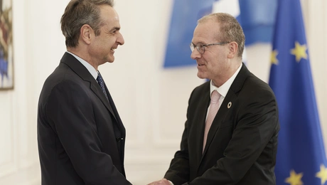 Συνάντηση του Κυριάκου Μητσοτάκη με τον Hans Kluge