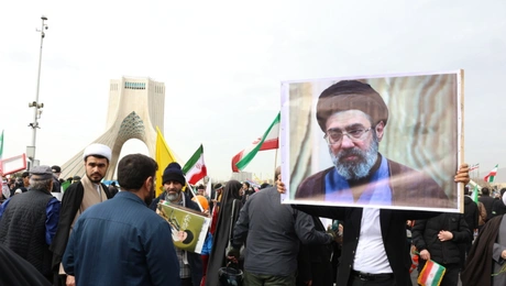 Ο νέος Ανώτατος Ηγέτης του Ιράν, Μοτζτάμπα Χαμενεΐ