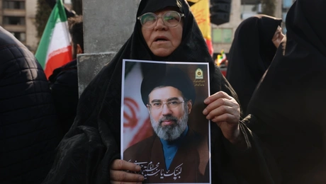 Μοτζτάμπα-Χαμενεΐ 