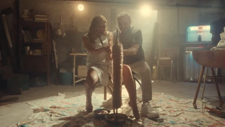 Διαφήμιση Κατερίνα Καραβάτου Χρήστος Φερεντίνος