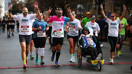 Ημιμαραθώνιος