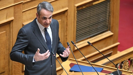 Κυριάκος Μητσοτάκης στην ομιλία στη Βουλή για την επιστολική ψήφο 