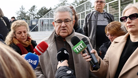  Δημήτρης Κουτσούμπας