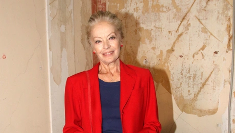 Μαρία Αλιφέρη