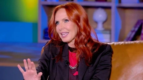 Eβελίνα Παπούλια