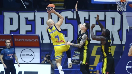 Μαρούσι - Περιστέρι μπάσκετ