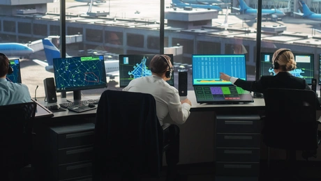 πτησεις ελεγκτεσ μεση ανατολη