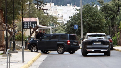 τσαγκαράκης-δικαστηρια
