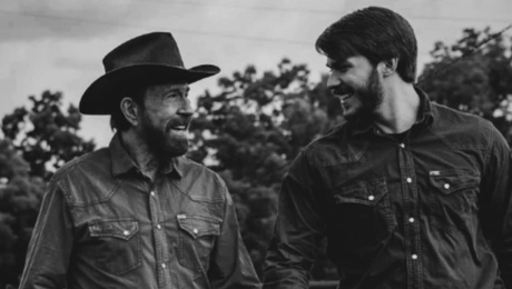 Τσακ-νορις-γιος