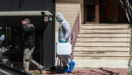 Έρευνες στο διαμέρισμα στου Ζωγράφου