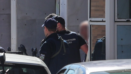 Στην Ευελπίδων ο 89χρονος που πυροβόλησε σε ΕΦΚΑ και Εφετείο