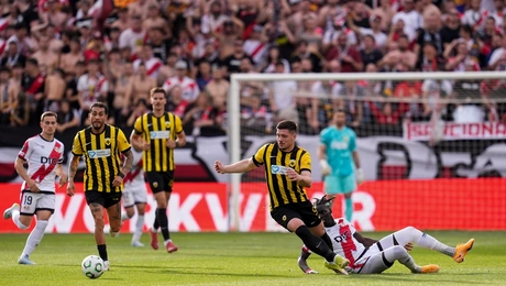 ΑΕΚ - Γιόβιτς