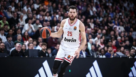 Άλεκ Πήτερς