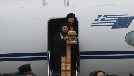 Το Άγιο Φως στο Ελ. Βενιζέλος