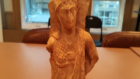 Ανάγλυφο-Αθηνάς