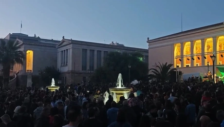 Αντιπολεμική συναυλία για τη Γάζα στα Προπύλαια