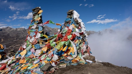 Απορρίμματα στην κορυφή του Έβερεστ