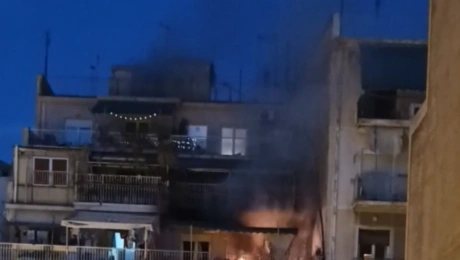 Φωτιά σε διαμέρισμα 4ου ορόφου στο Μεταξουργείο