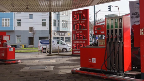 Πρατήριο καύσιμα γερμανια Ντύσελντορφ