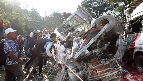 Βομβιστική επίθεση σε αυτοκινητόδρομο στην Κολομβία