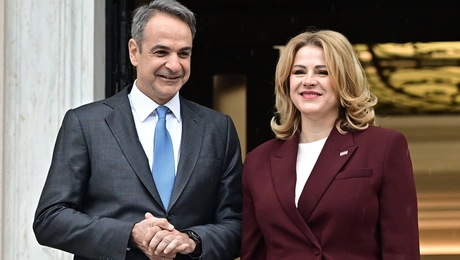 Συνάντηση Μητσοτάκη με την πρωθυπουργό της Λετονίας