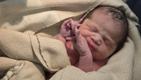 Γεννήθηκε μωρό σε πτήση στις ΗΠΑ