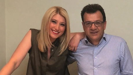 Η Σία Κοσιώνη σε φωτογραφία με τον Βασίλη Παπαδρόσο