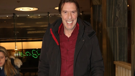 Στράτος Τζώρτζογλου