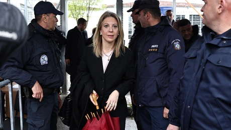 Τέμπη Καρυστιανού