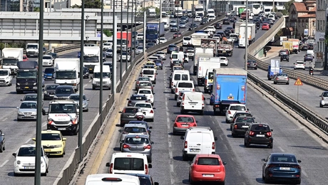 κίνηση στους δρόμους
