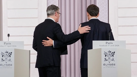 Κιρ Στάρμερ και Εμανουέλ Μακρόν