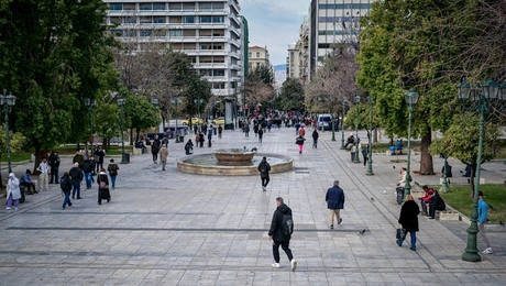 σύνταγμα-αθηνα-πολίτες