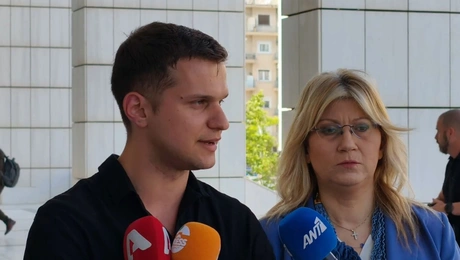 Συγγενείς θυμάτων των Τεμπών στον Άρειο Πάγο